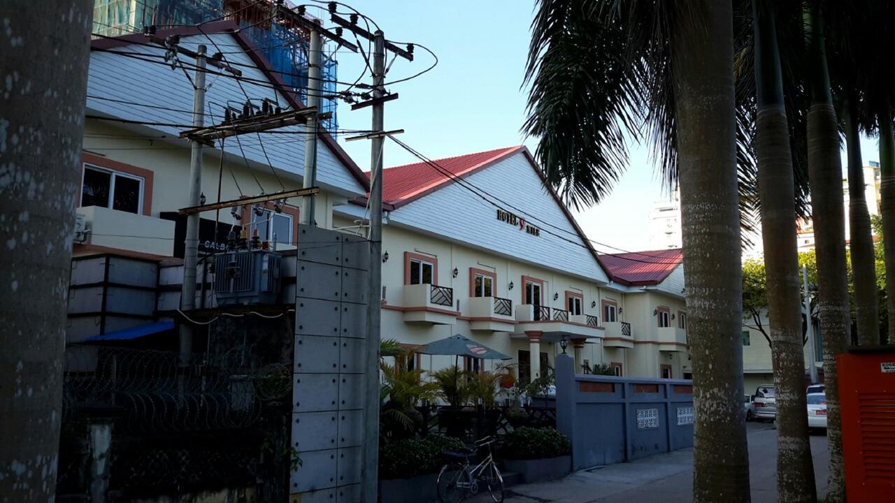 Hotel 9 Mile ย่างกุ้ง ภายนอก รูปภาพ