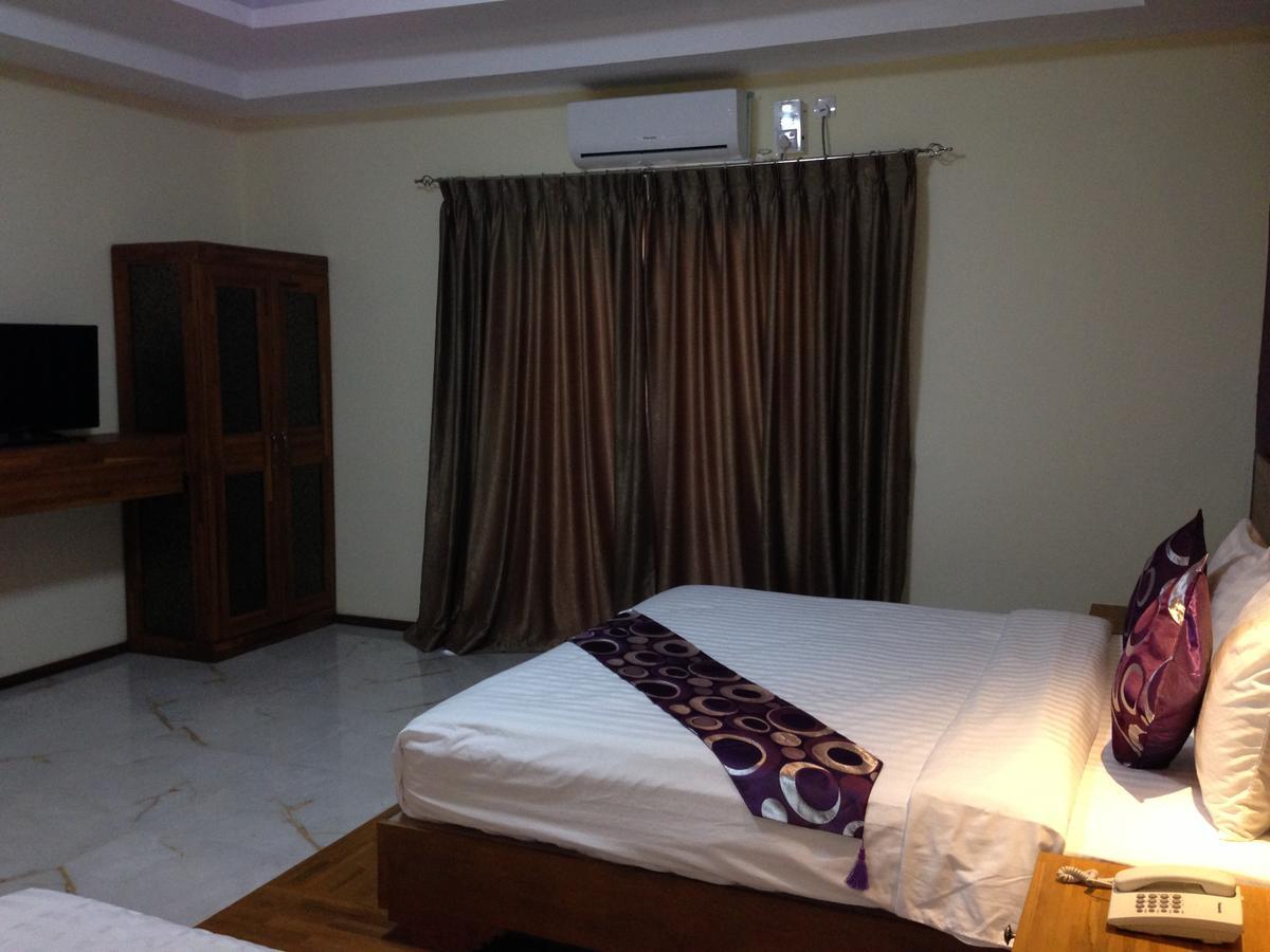 Hotel 9 Mile ย่างกุ้ง ภายนอก รูปภาพ