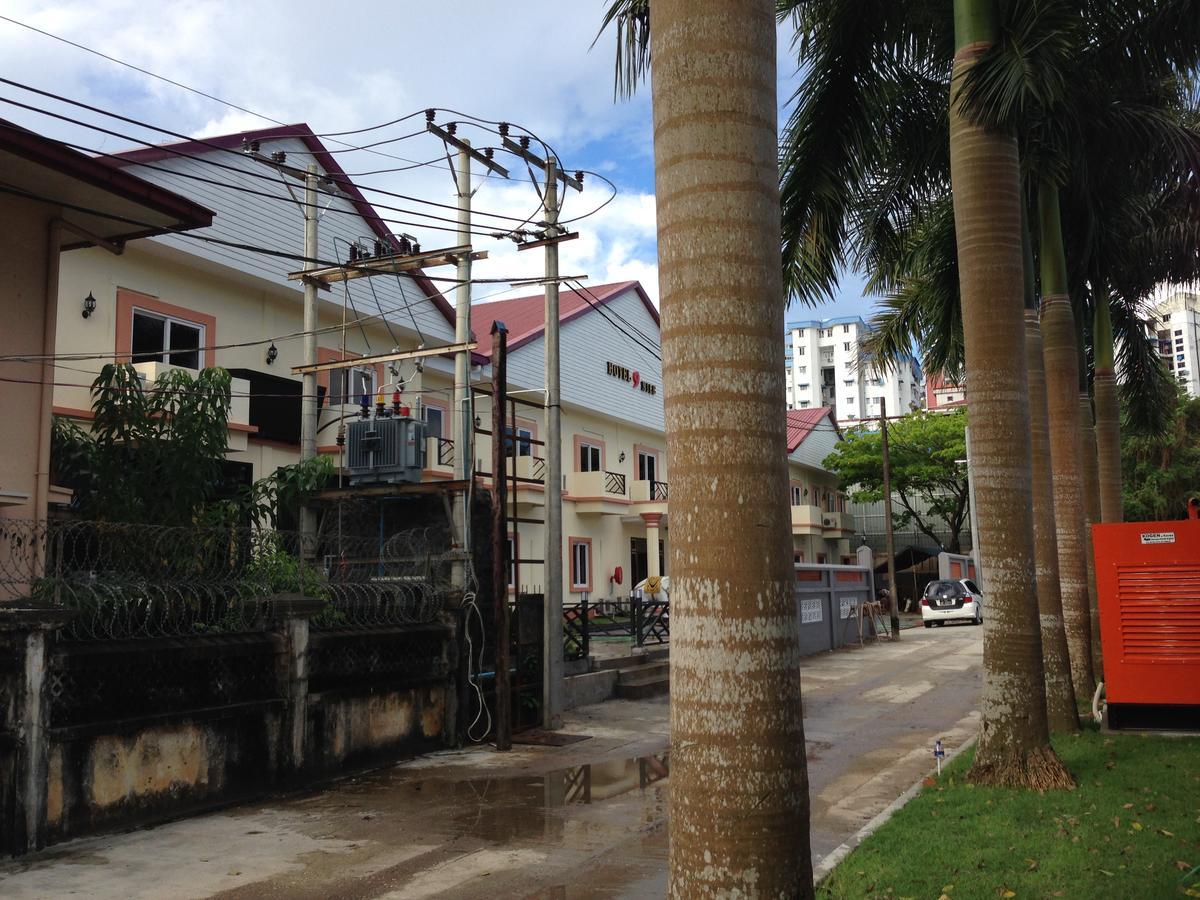 Hotel 9 Mile ย่างกุ้ง ภายนอก รูปภาพ